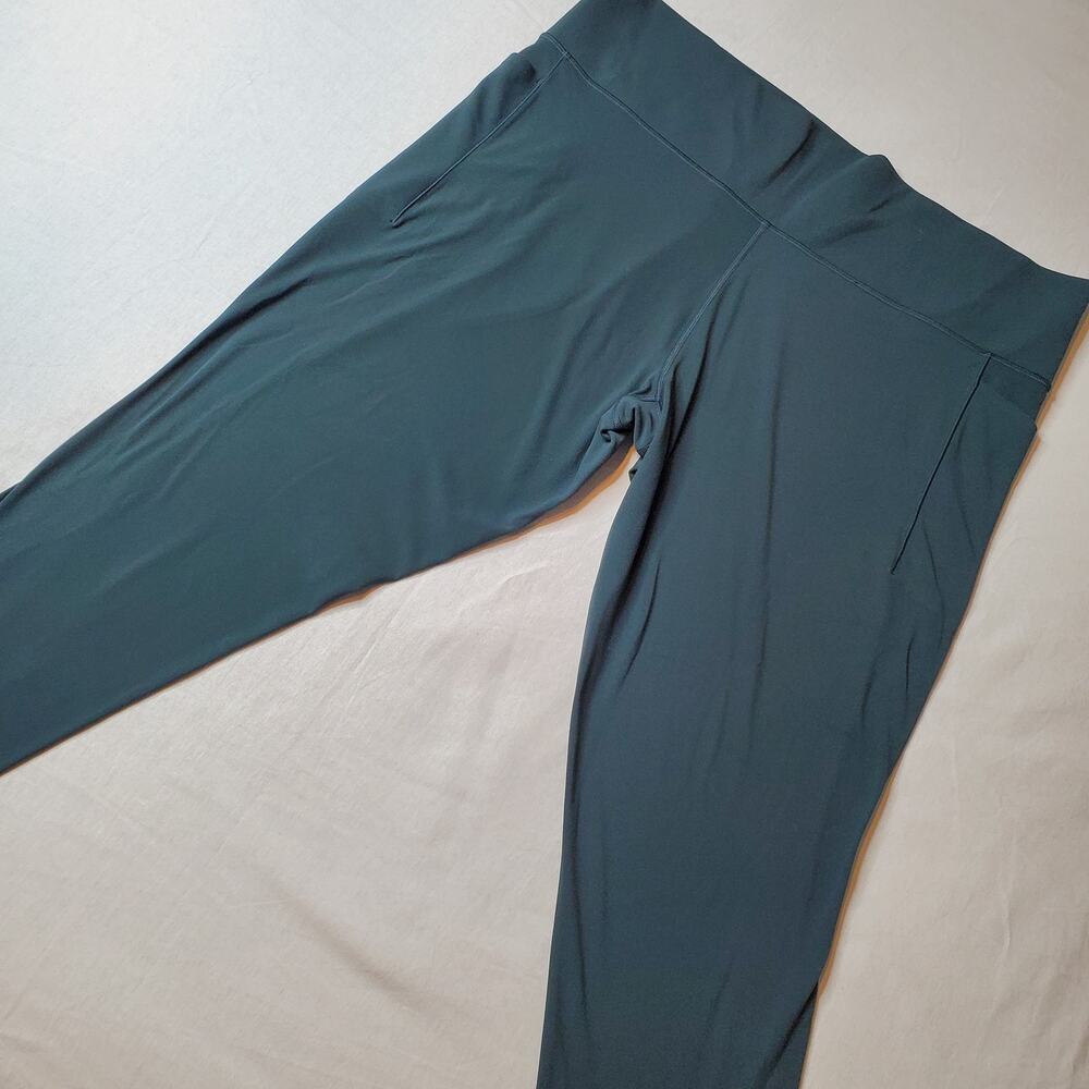 Athleta Women's 3X Salutation Stash Tight Legging Green 531321